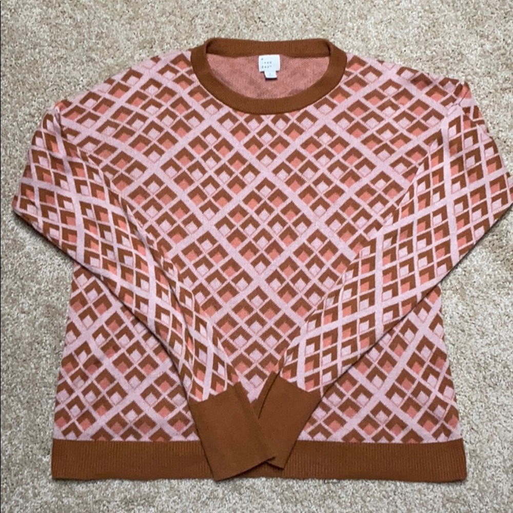 Geometric patterned sweater